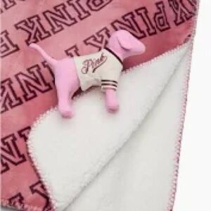 NEW PINK Victoria's Secret Pink and White Plush/Sherpa Blanket with Plush Dog
